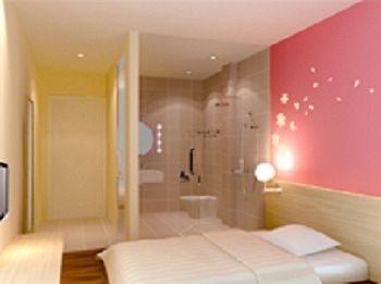 V8 Hotel - Xicun Canton Extérieur photo